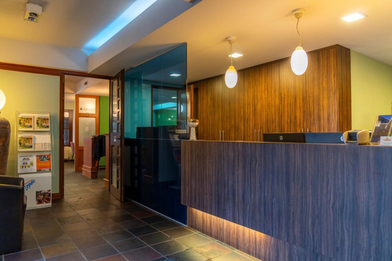 Hotel Ambiotel 통게렌 외부 사진