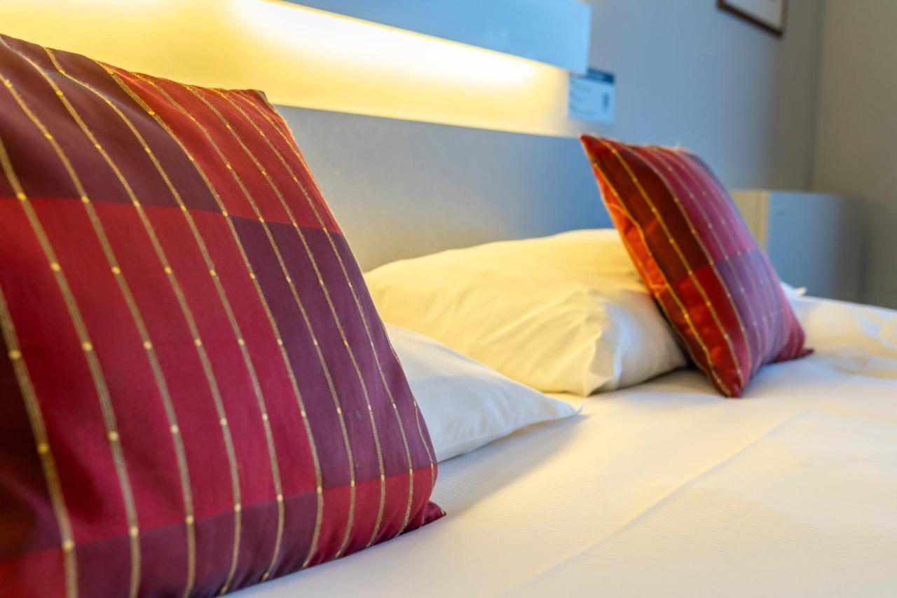 Hotel Ambiotel 통게렌 외부 사진