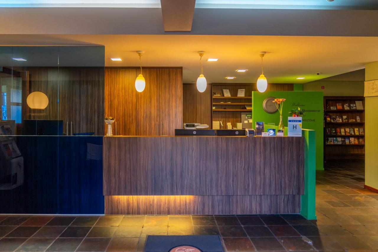 Hotel Ambiotel 통게렌 외부 사진
