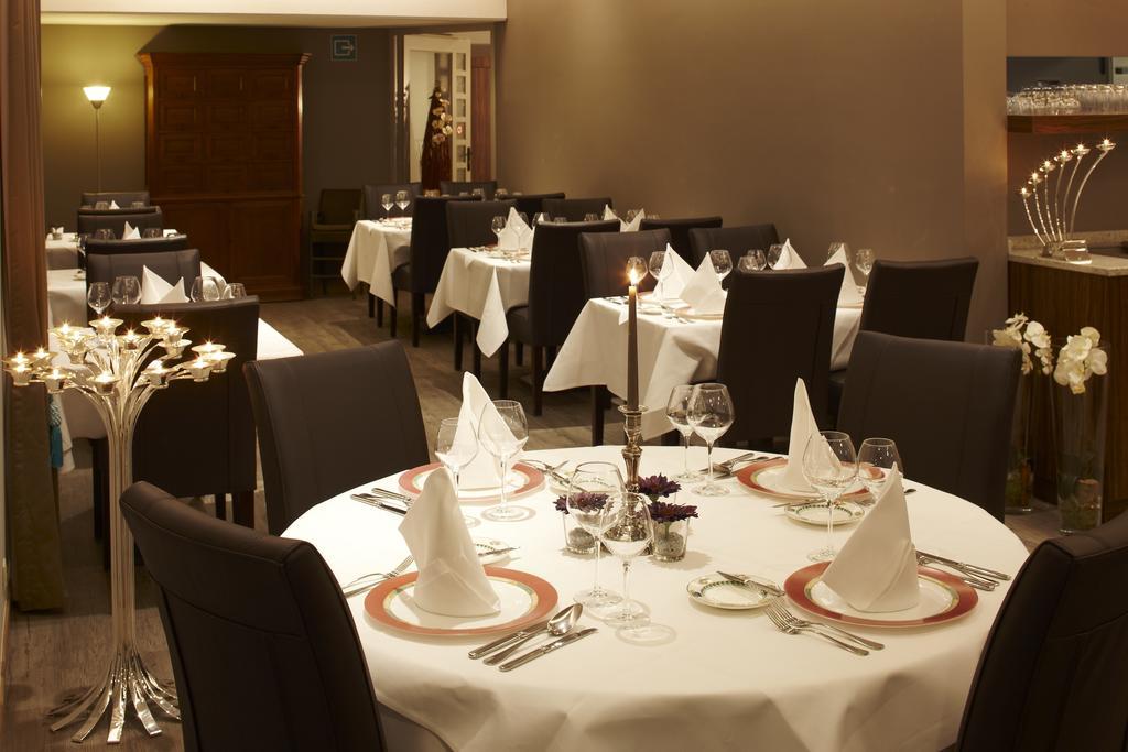 Hotel Ambiotel 통게렌 외부 사진